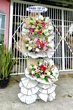 Hoa viếng Giồng Trôm